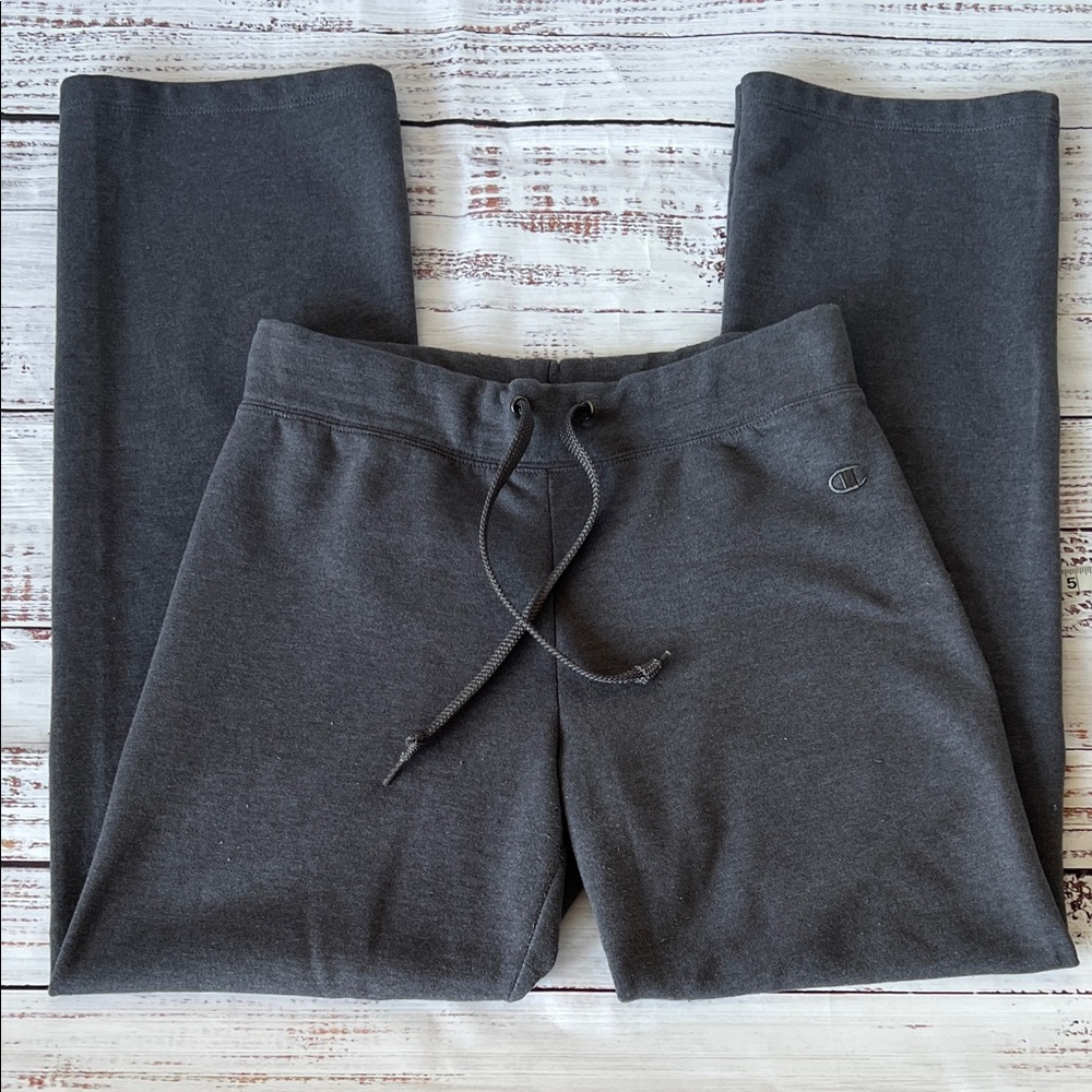 Champion Women’s Sweatpants 
Medium Tall
